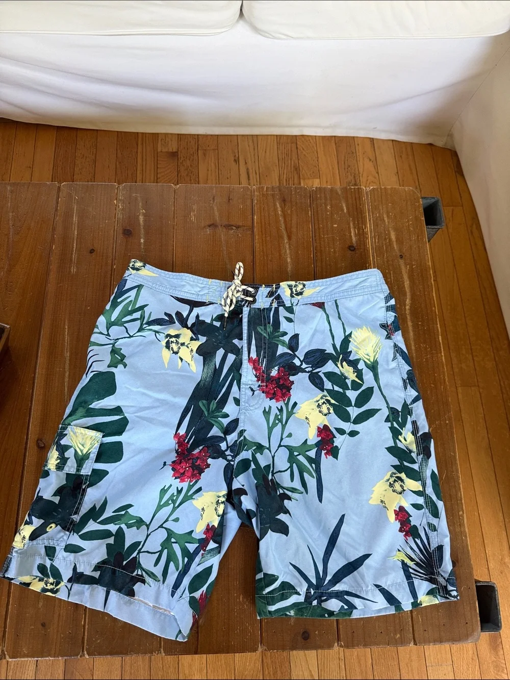 Tommy Bahama Tropical Print Board Short Size L
